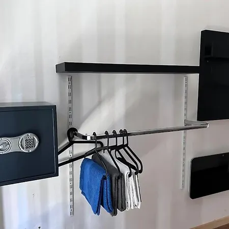 Town Center Apartment *